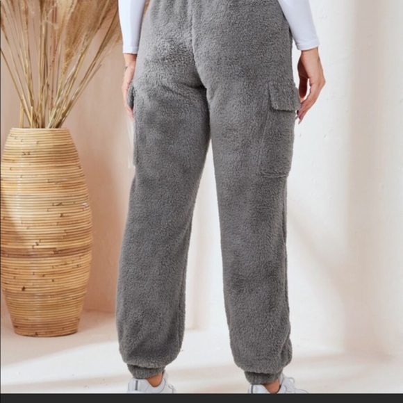 💃🏻GREY Teddy joggers with pockets - Picture 5 of 12